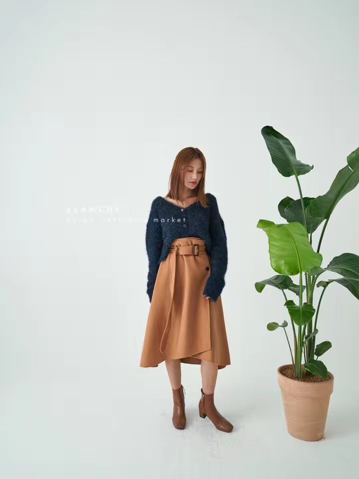 黄色