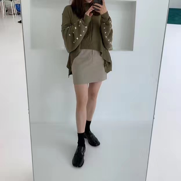 灰色