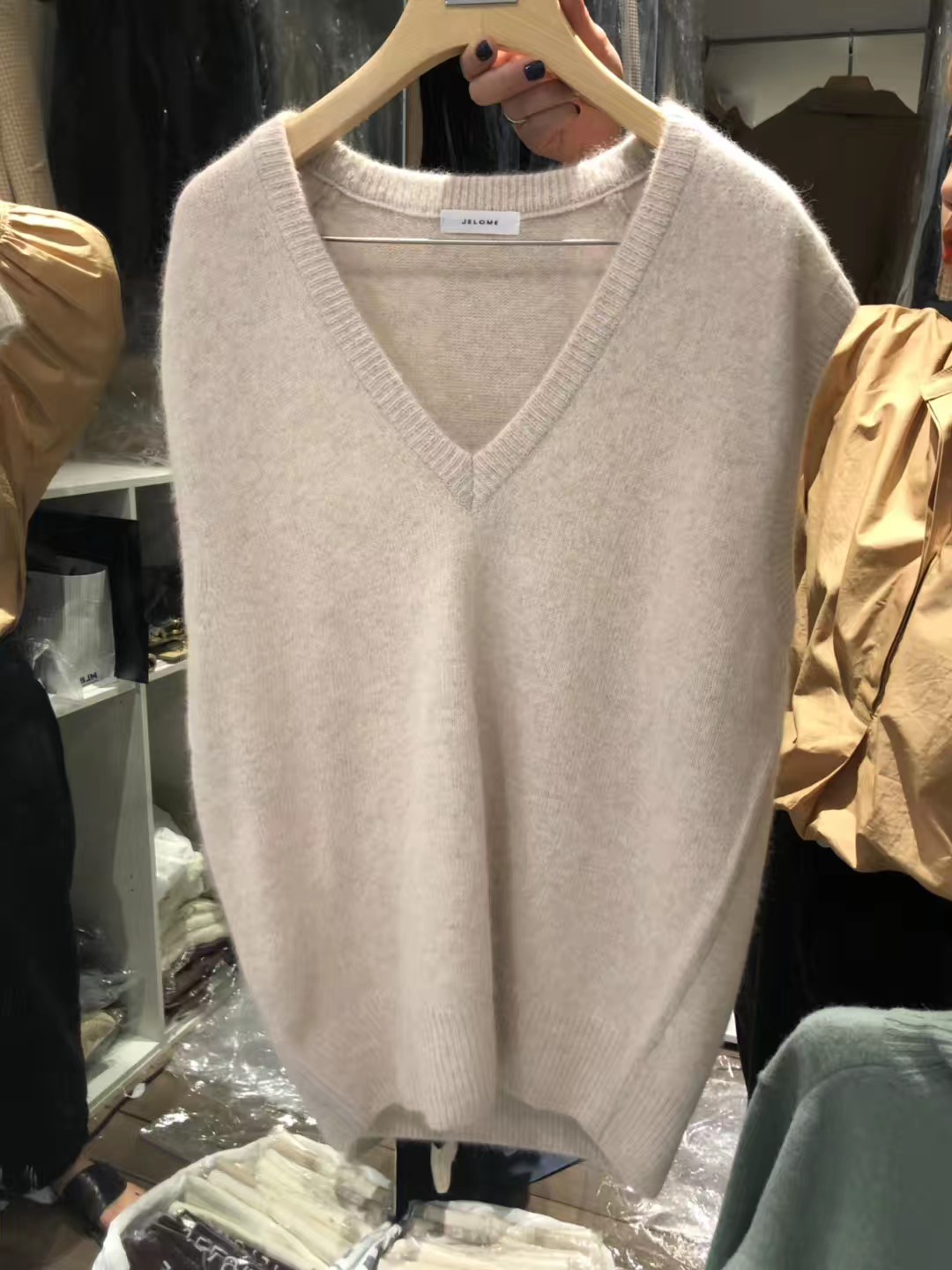米色