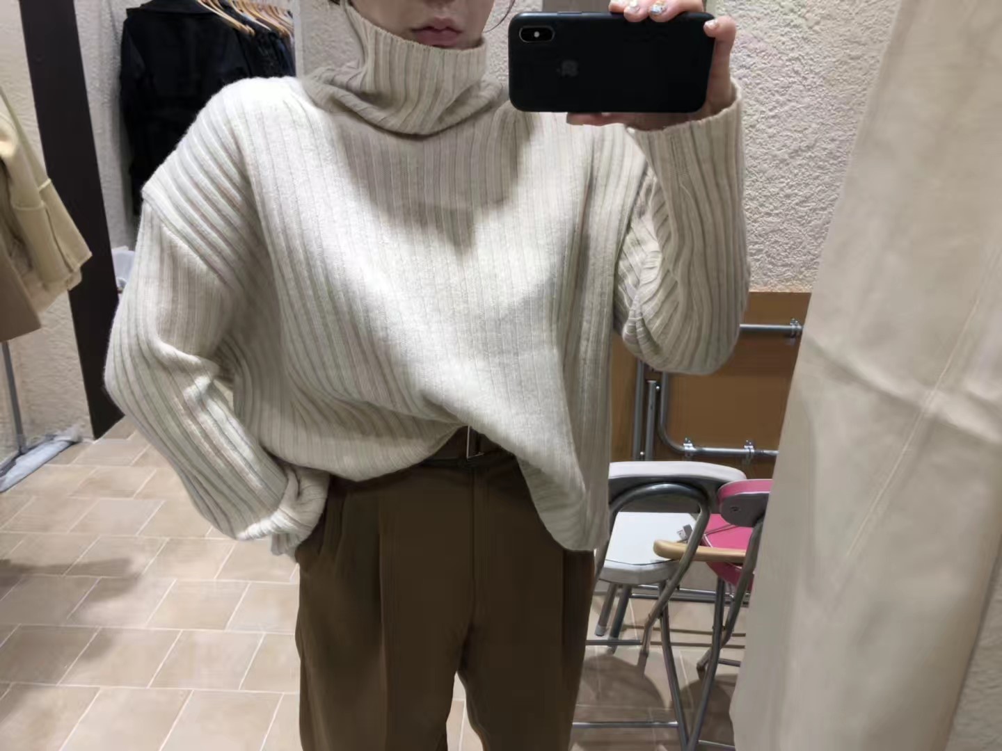 白色