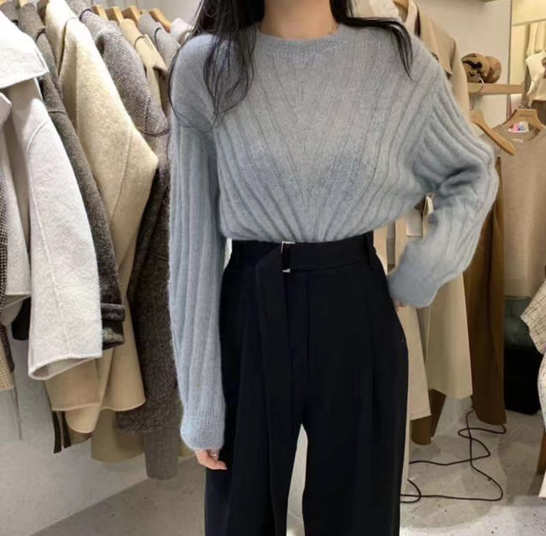 蓝色