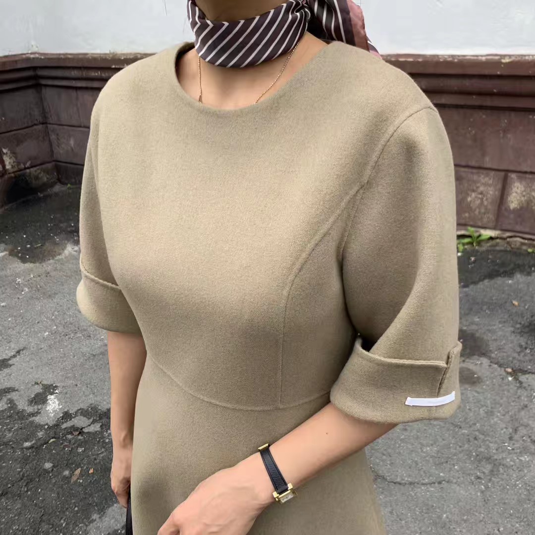 绿色