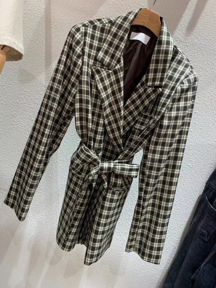 红色