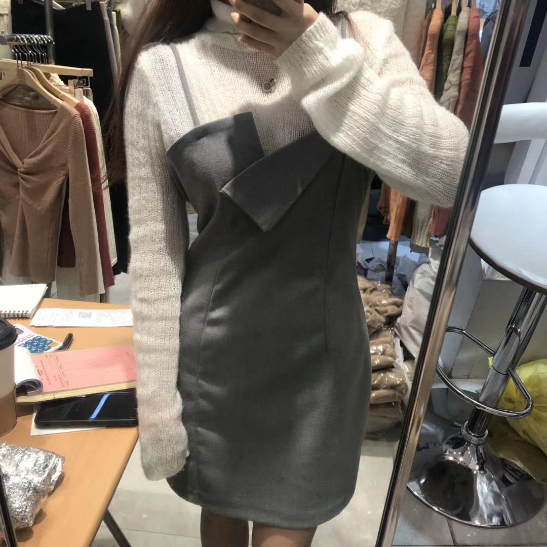 灰色