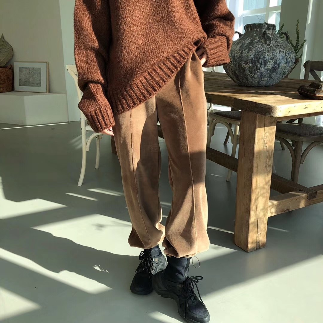 浅棕色