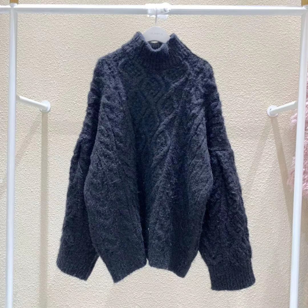 深蓝色