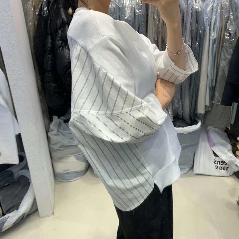 白色