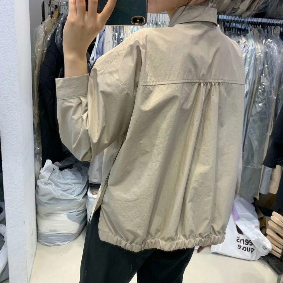 米色