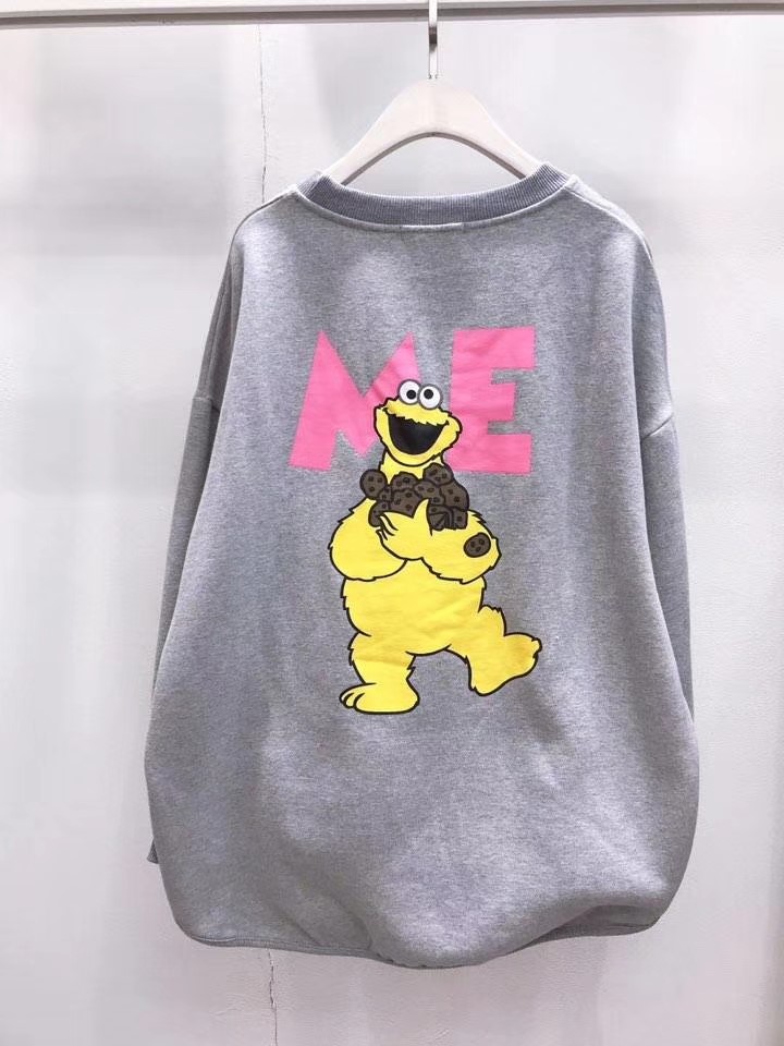 灰色