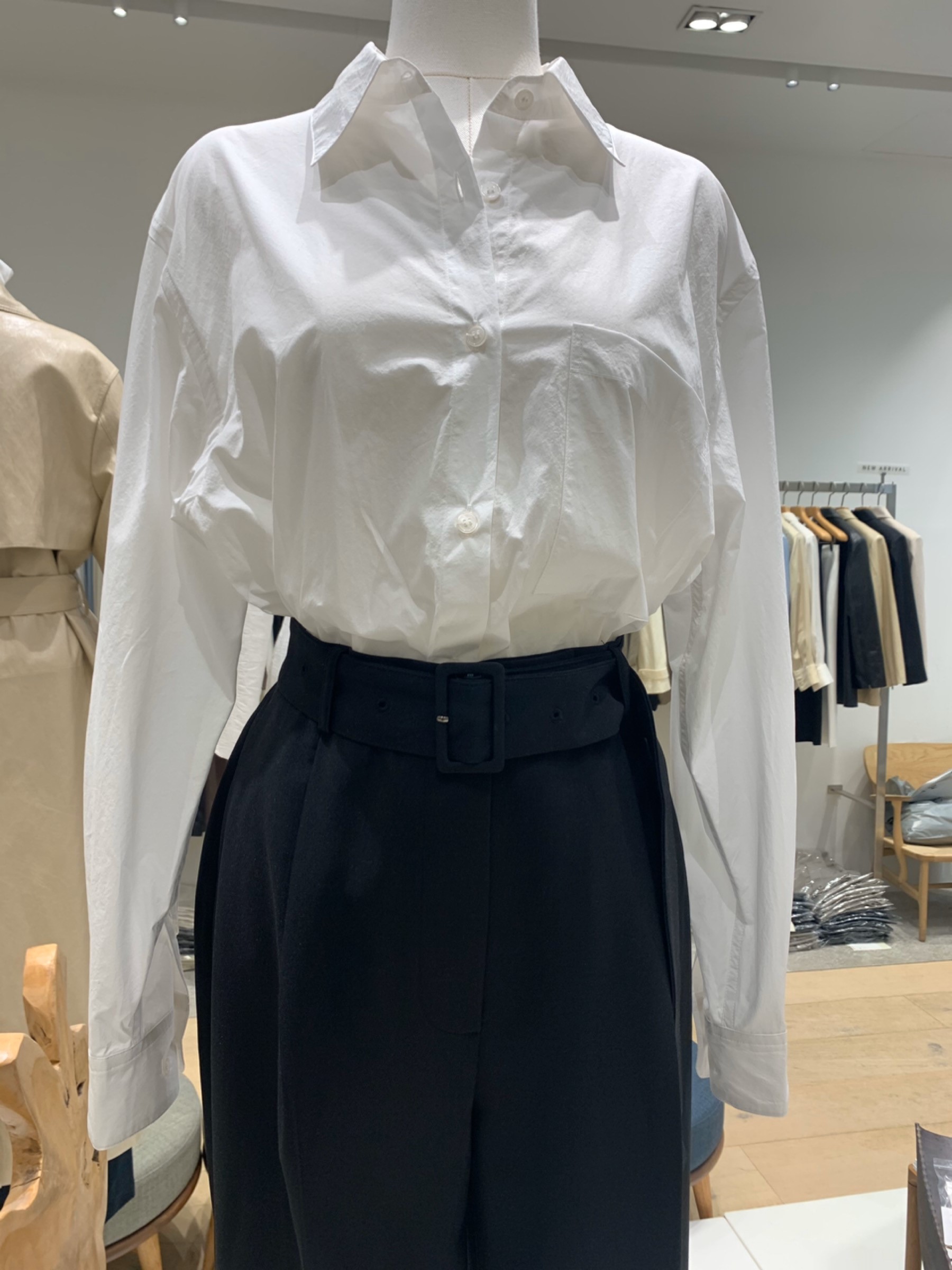 白色