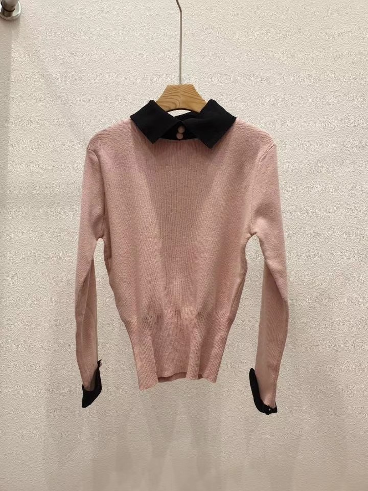 红色