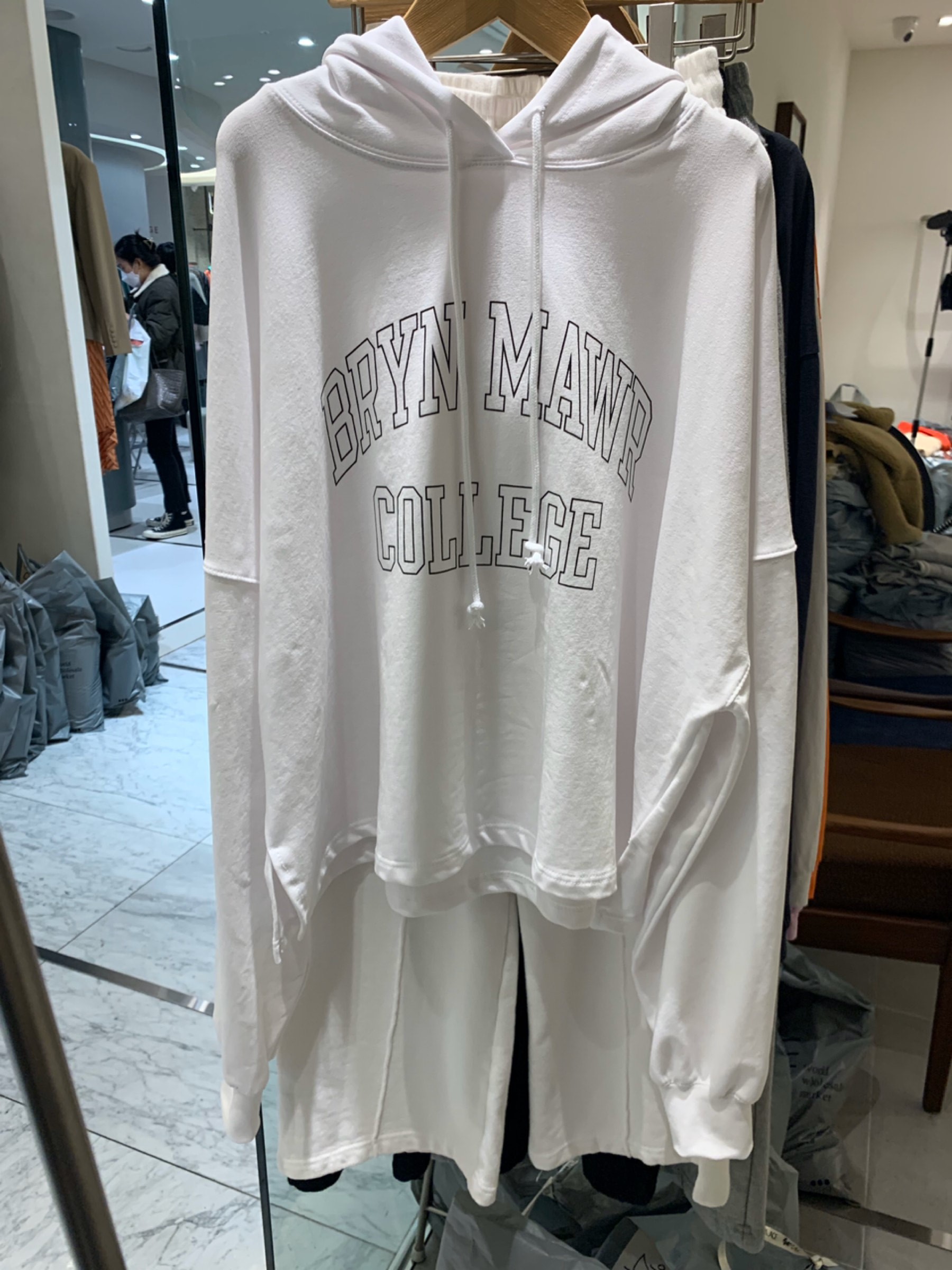 白色