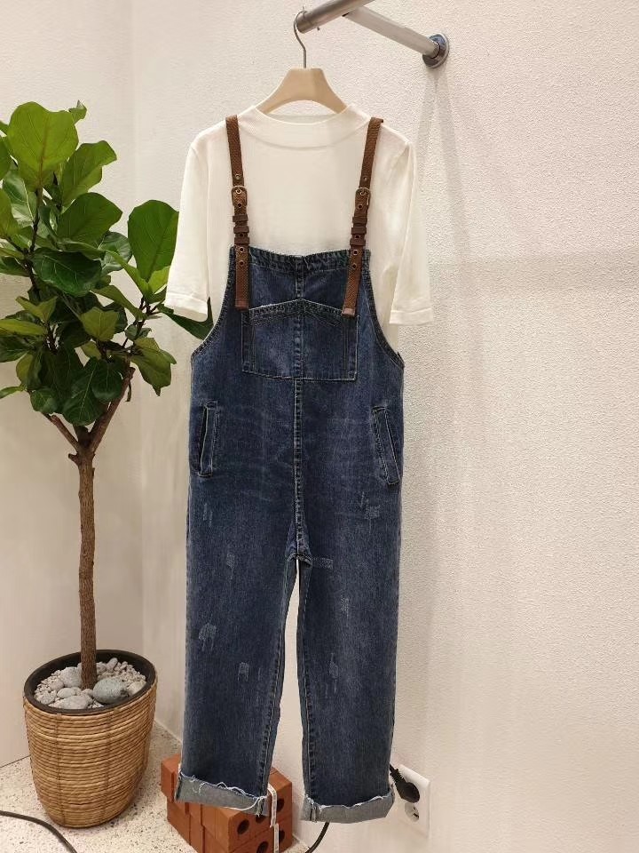 蓝色