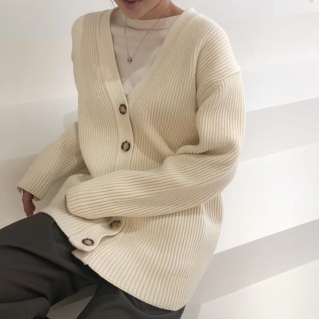 灰色