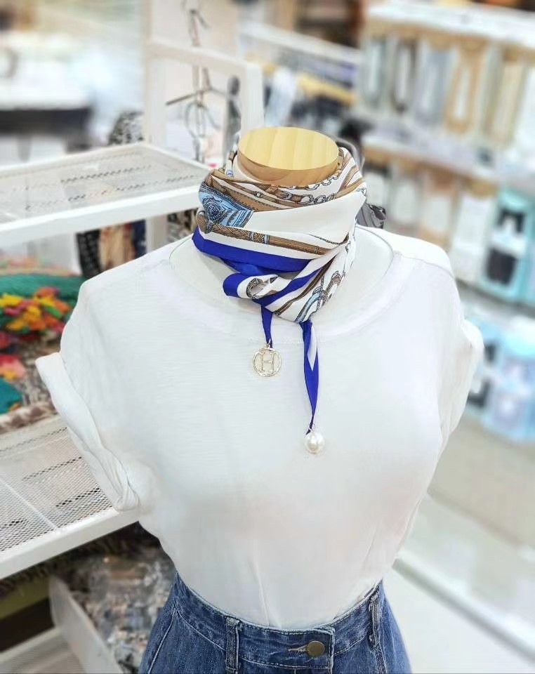 绿色