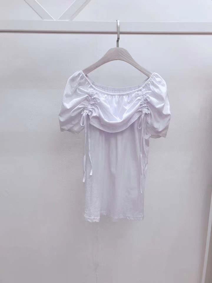 白色