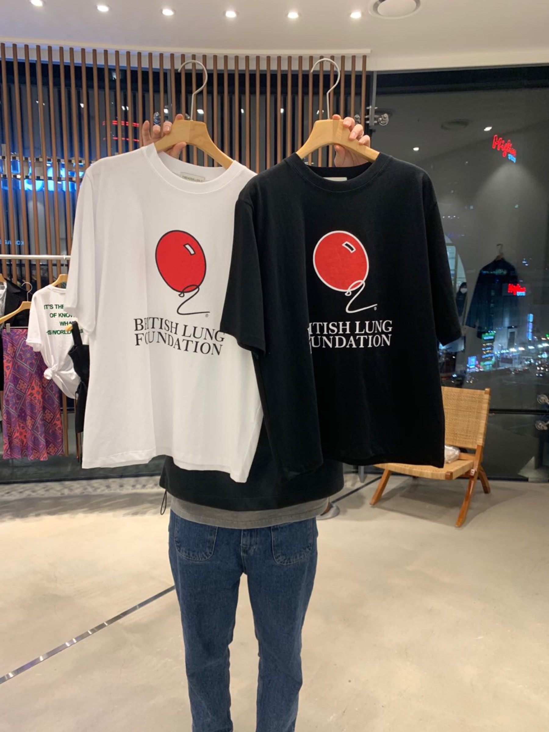 白色
