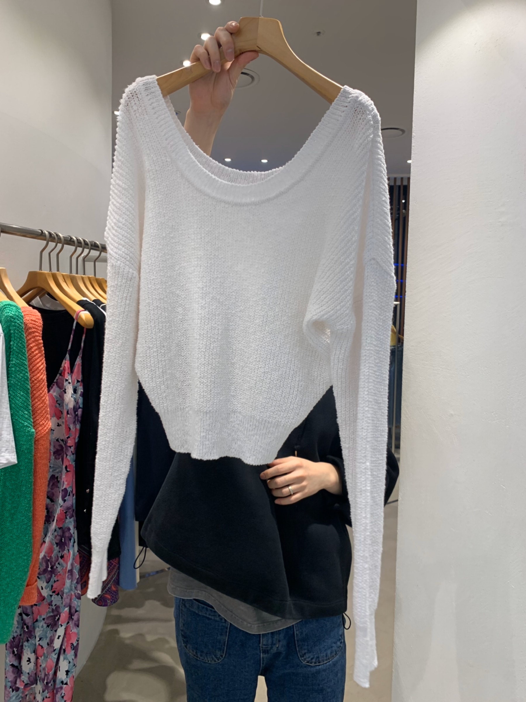 白色
