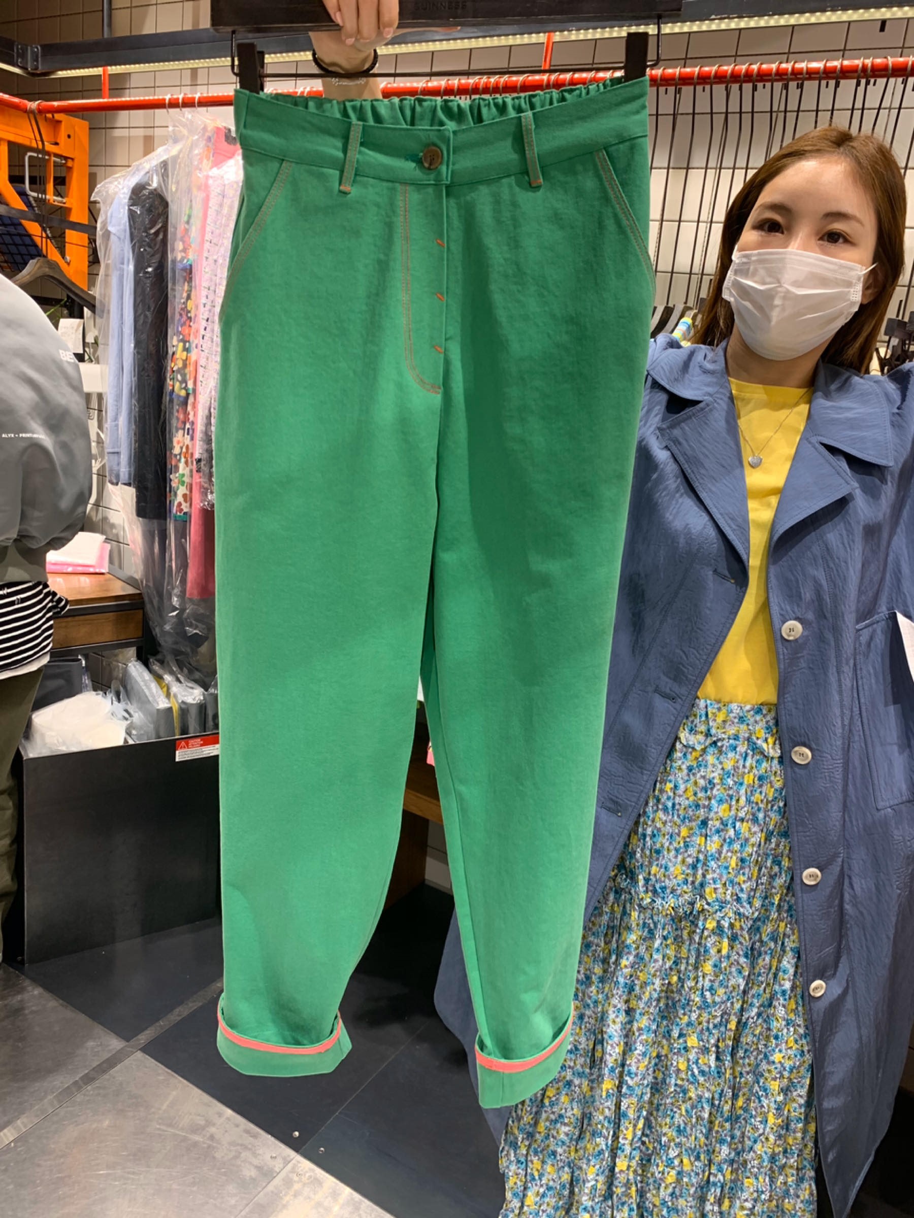 绿色