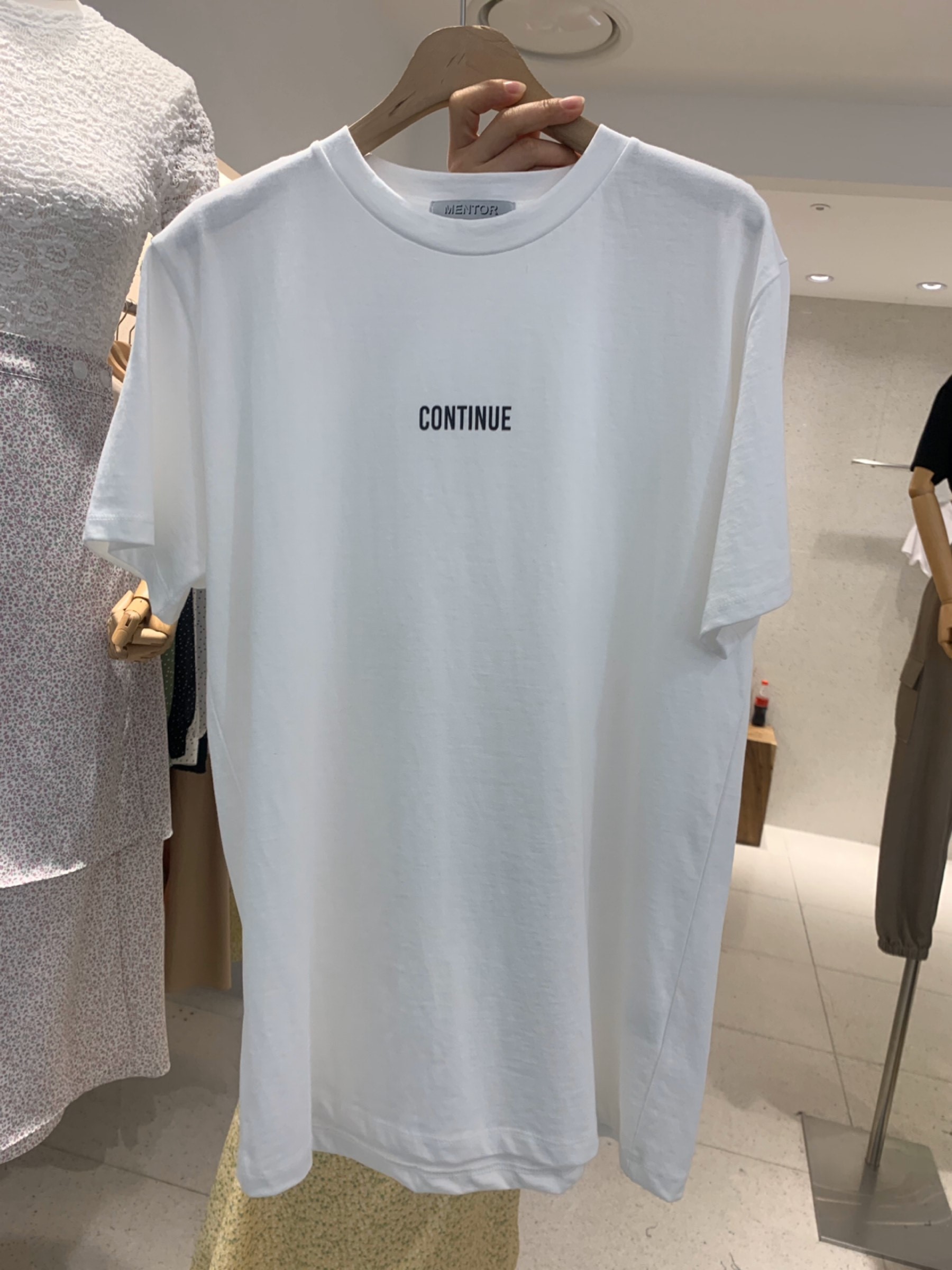 白色