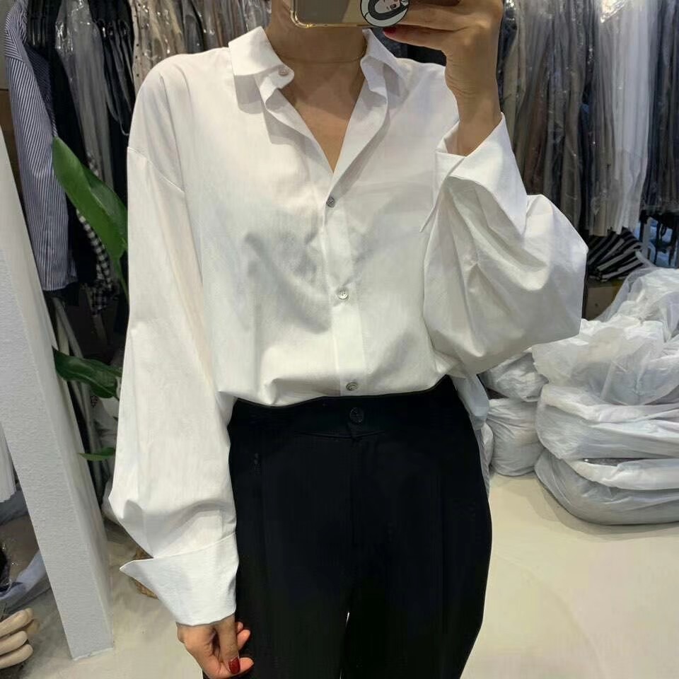 白色