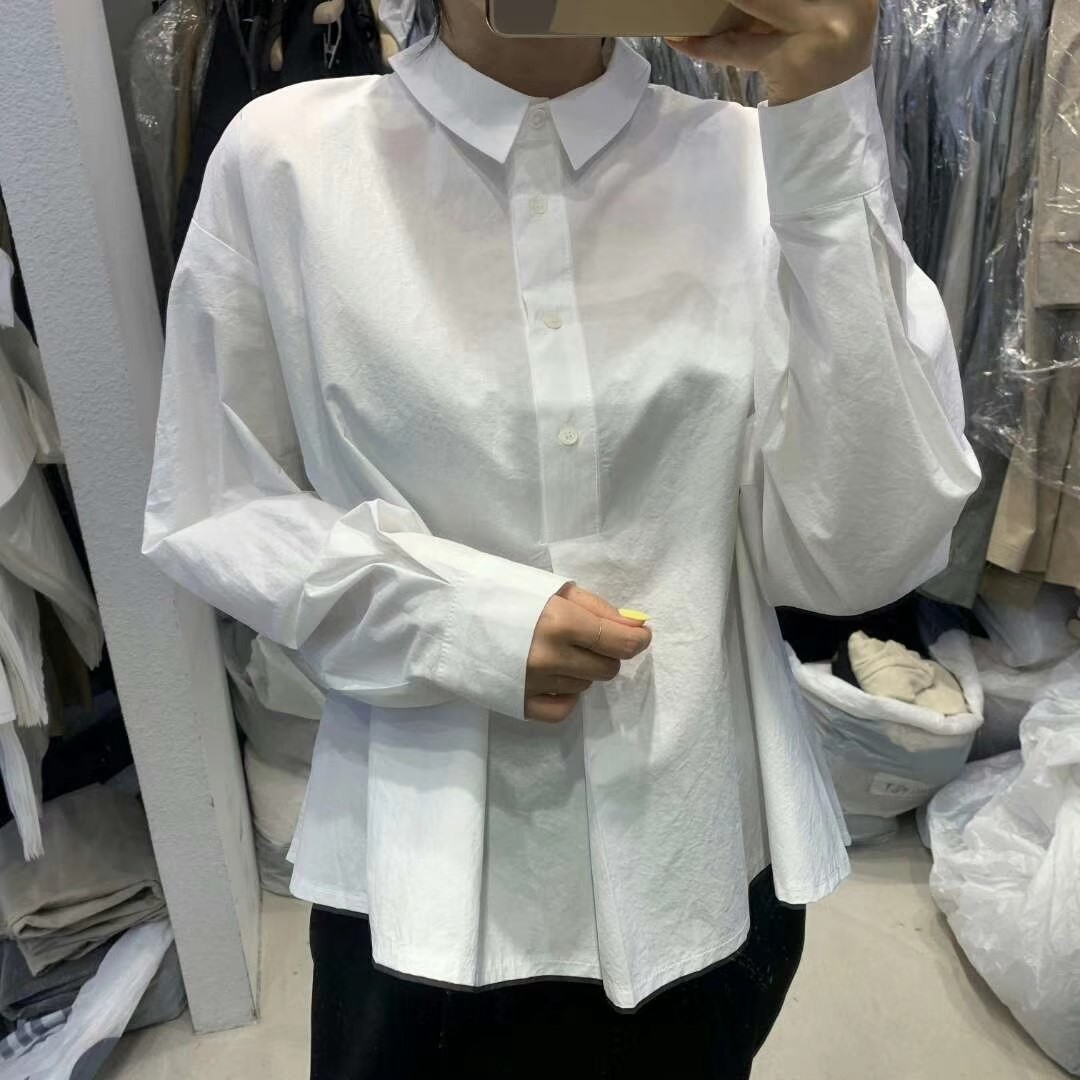 白色