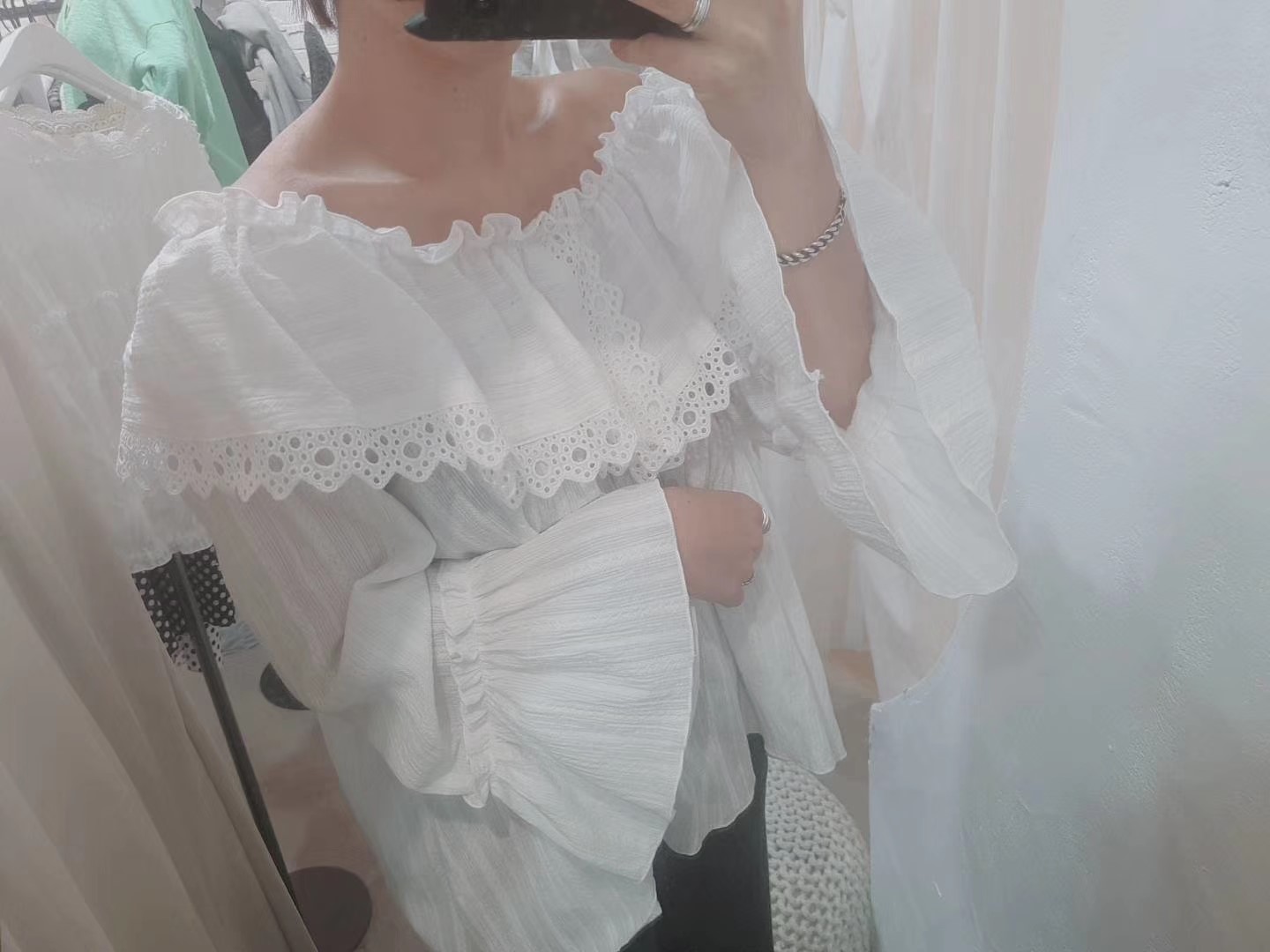 白色