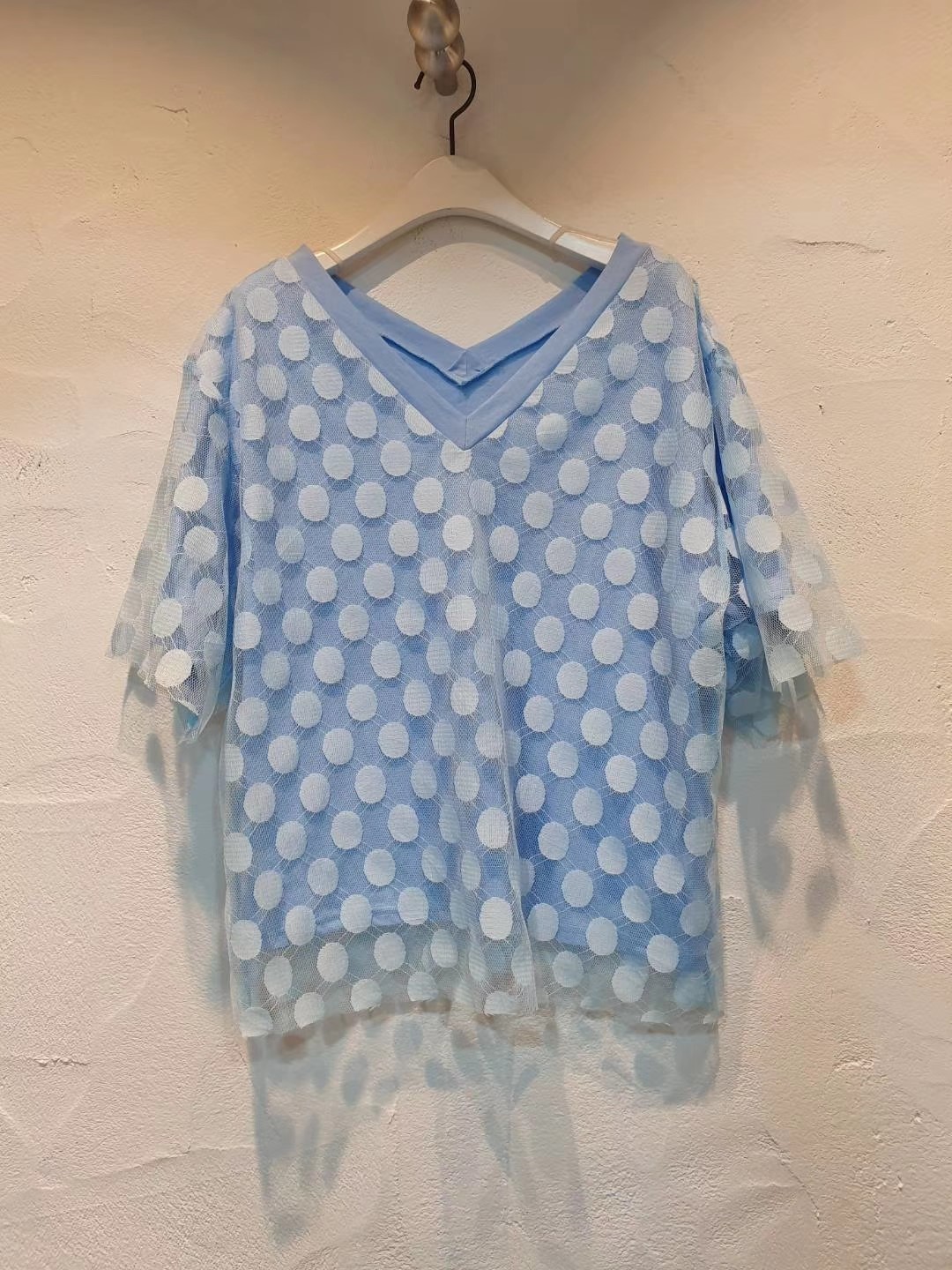 蓝色