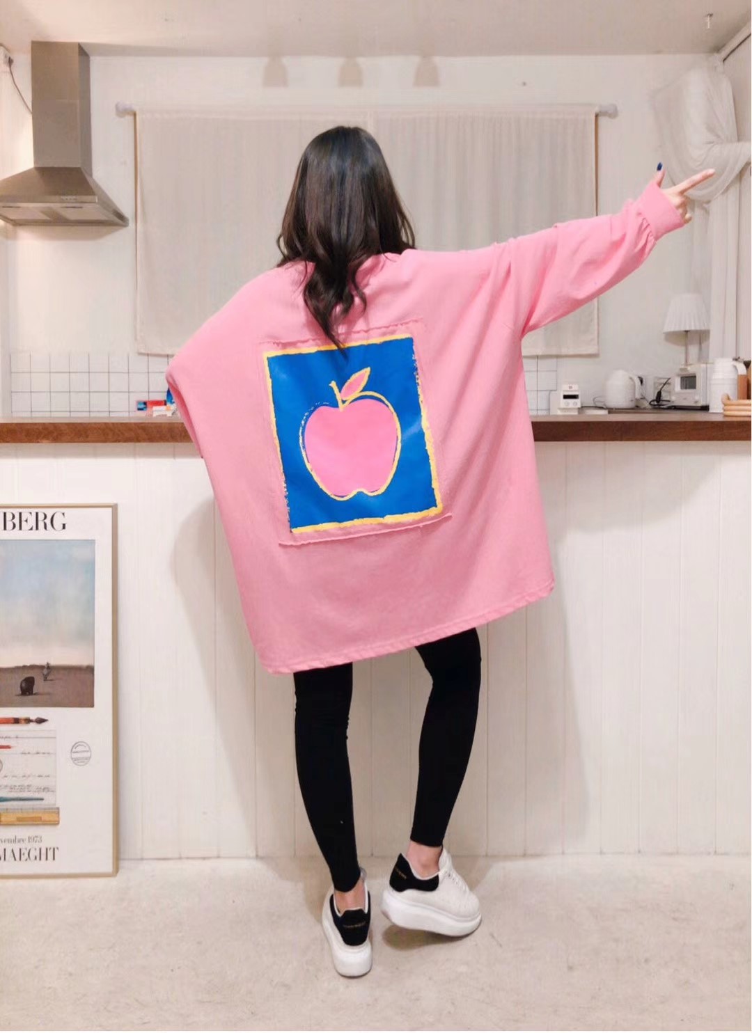 粉红色
