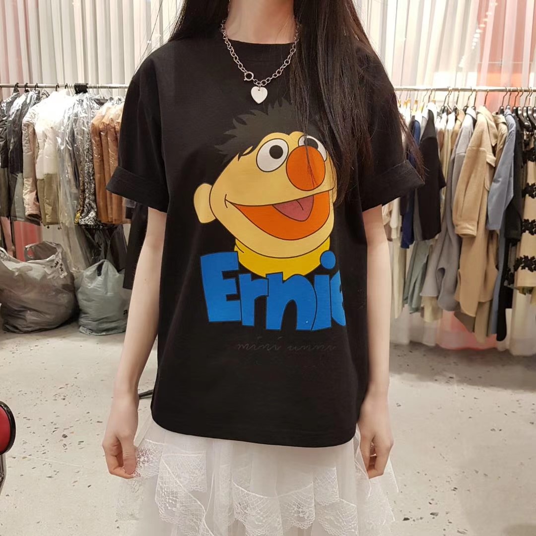 浅棕色
