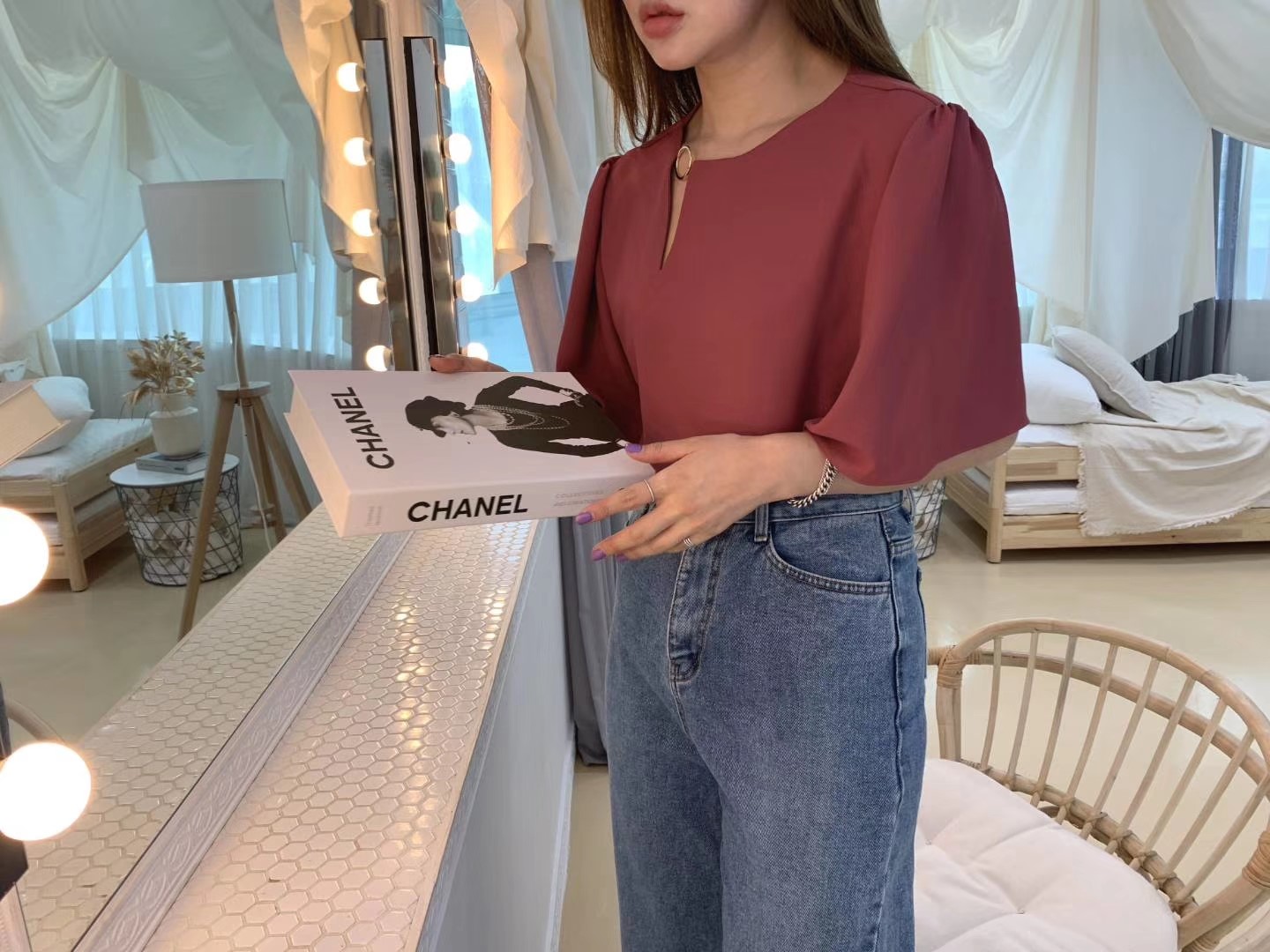 红色