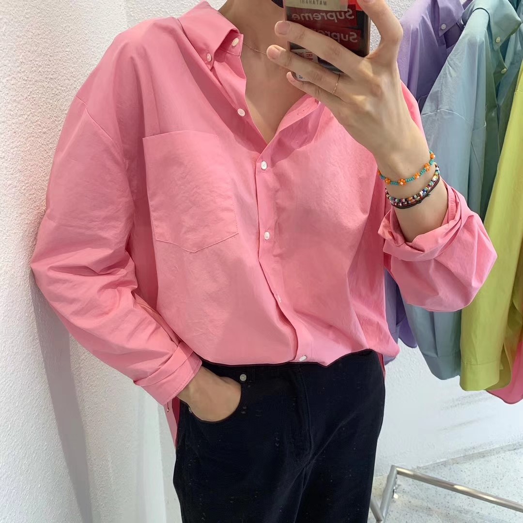 粉红色