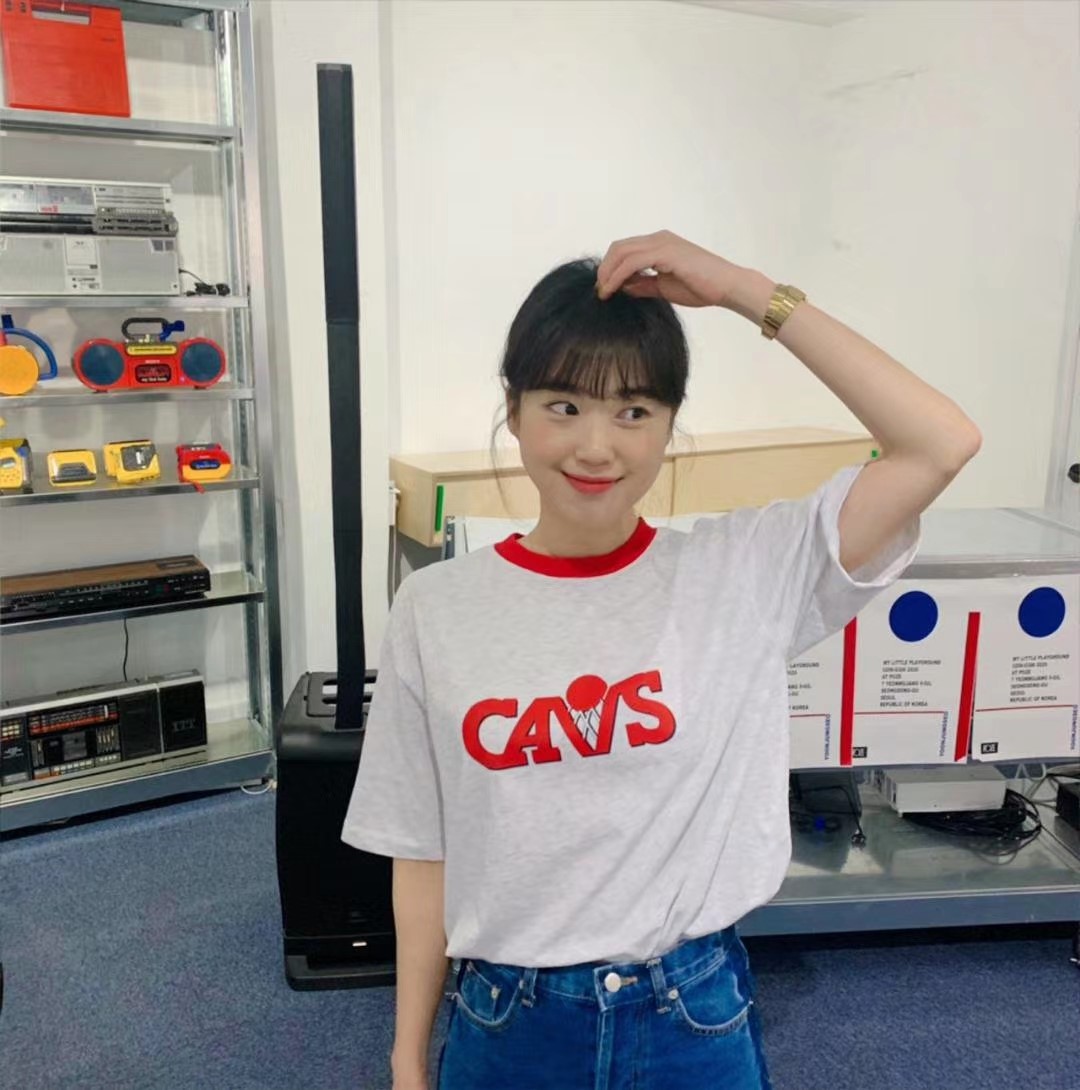 白色
