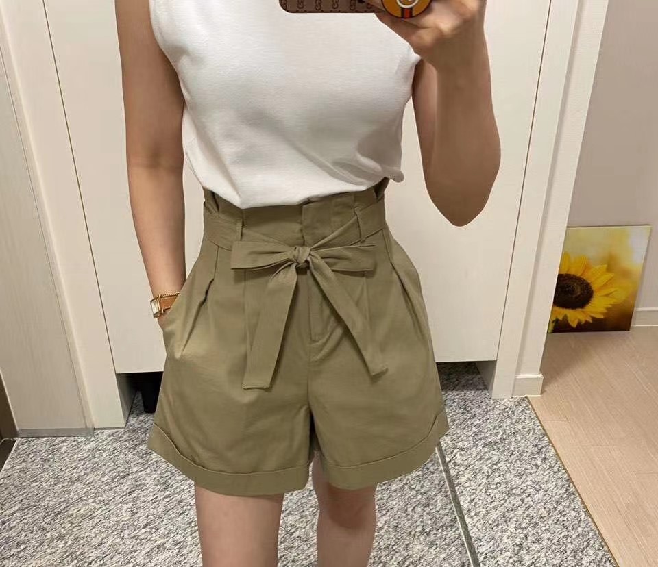 米色