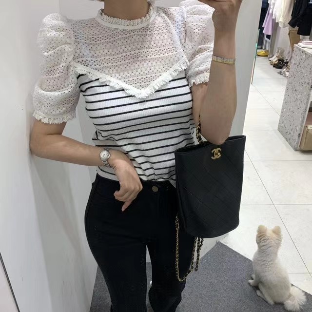 白色