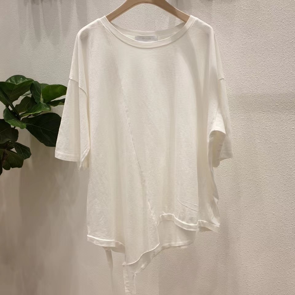 白色