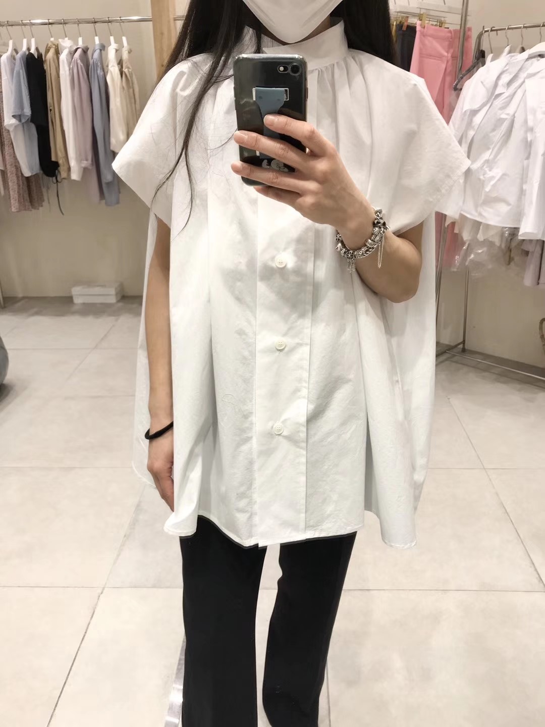 白色