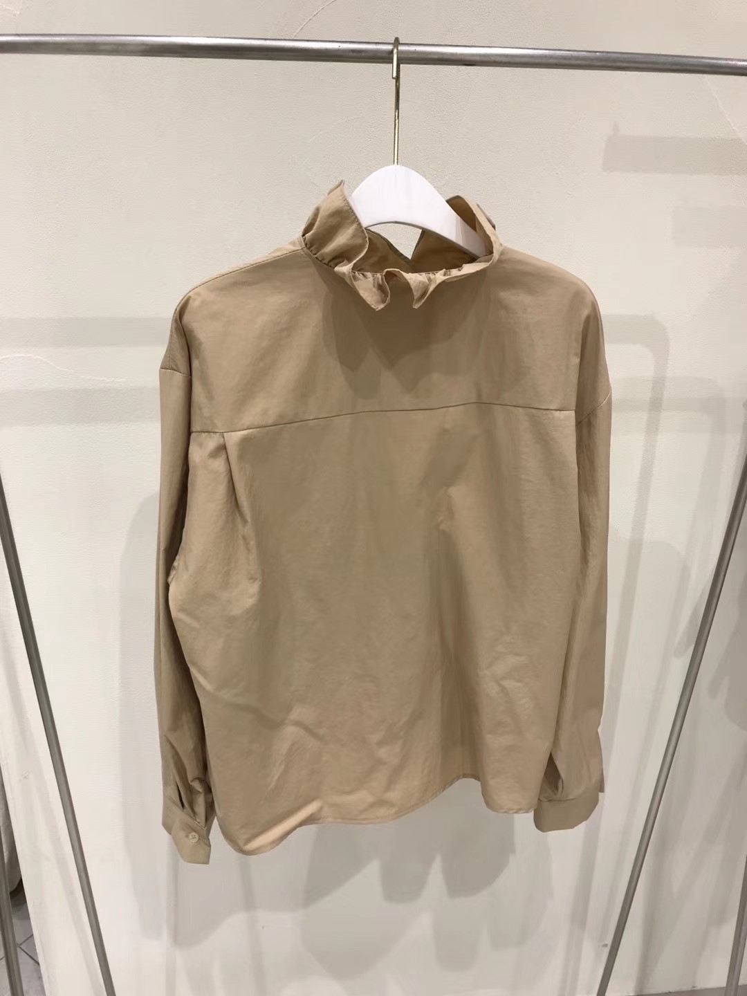 米色