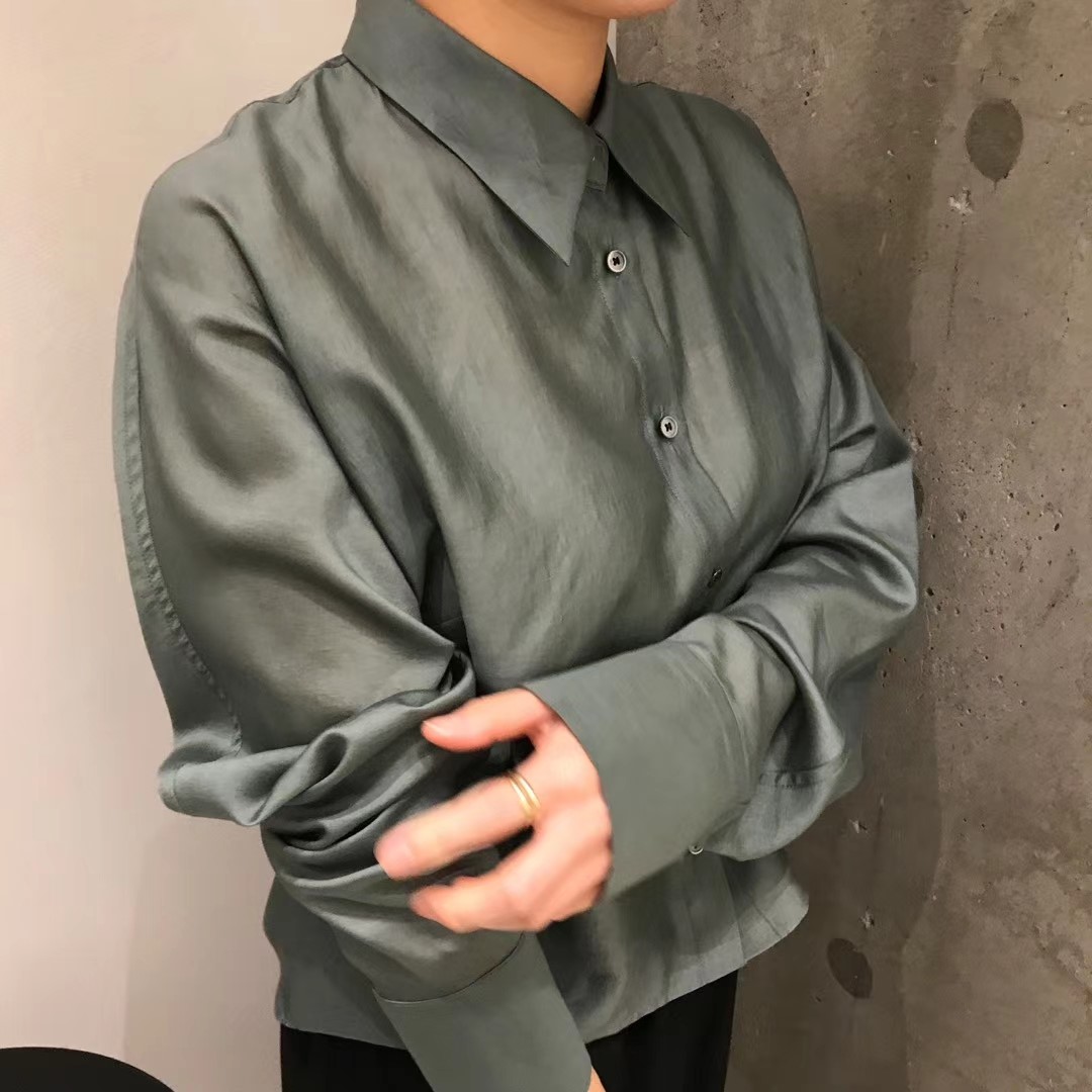 绿色