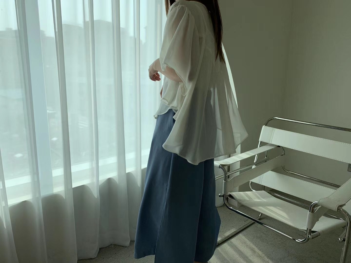 白色