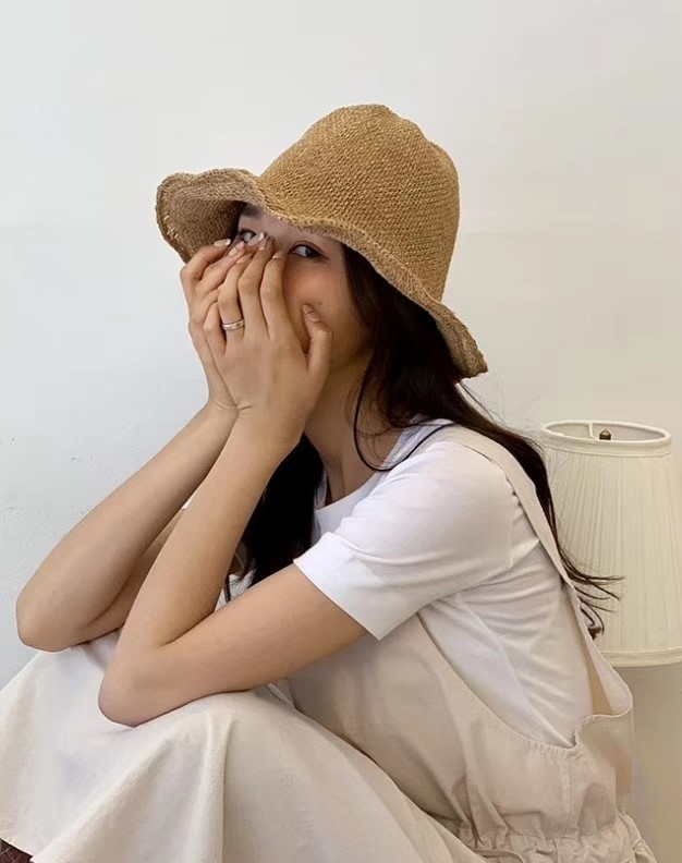 灰色