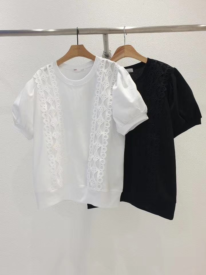 白色
