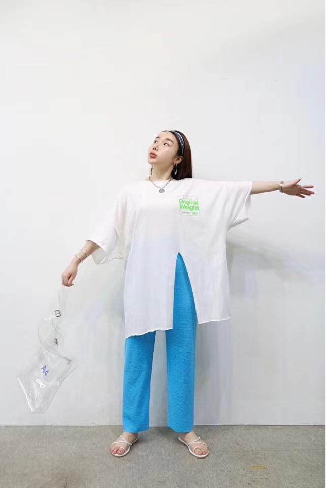 白色