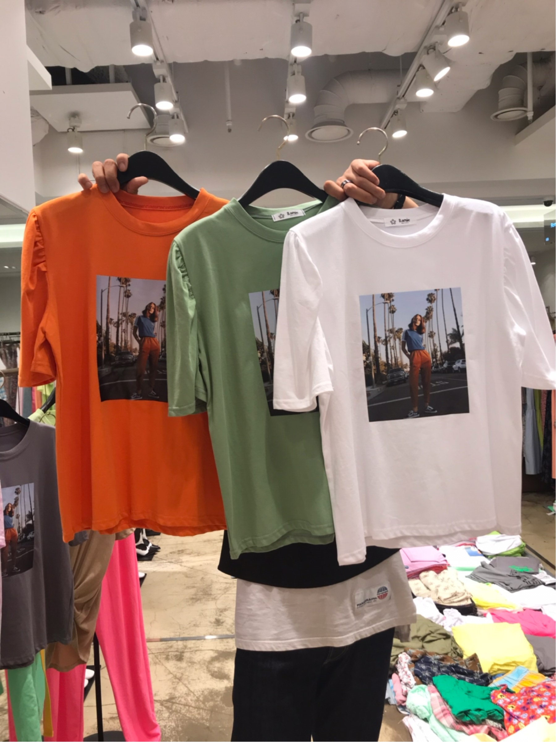 橙色/橘黄