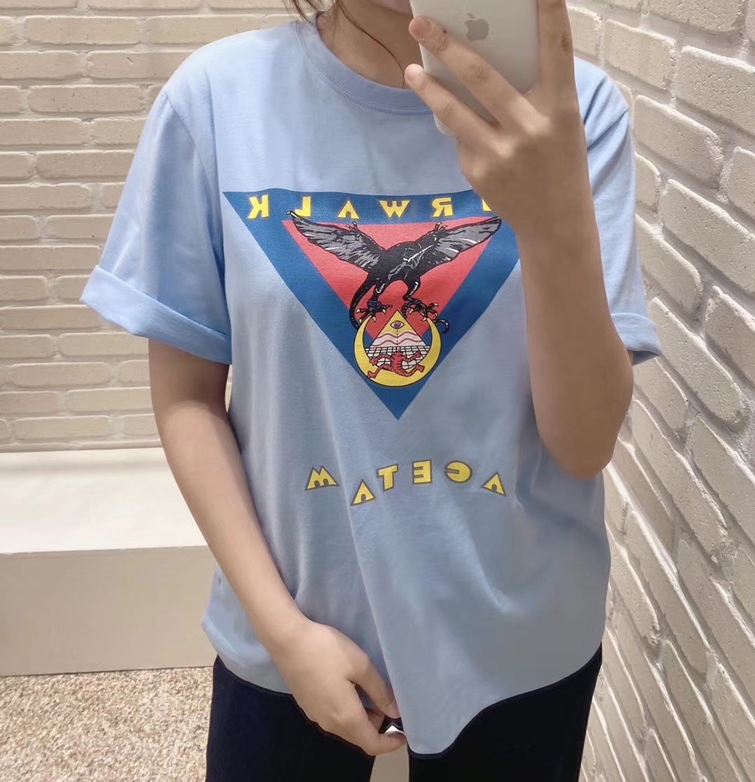 蓝色