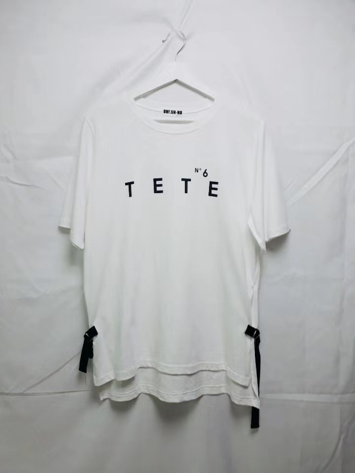 白色