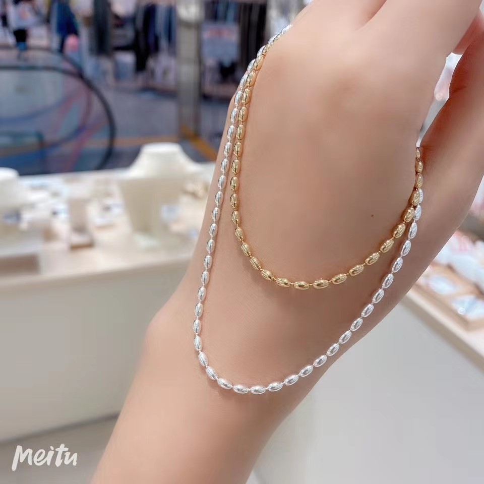 银色