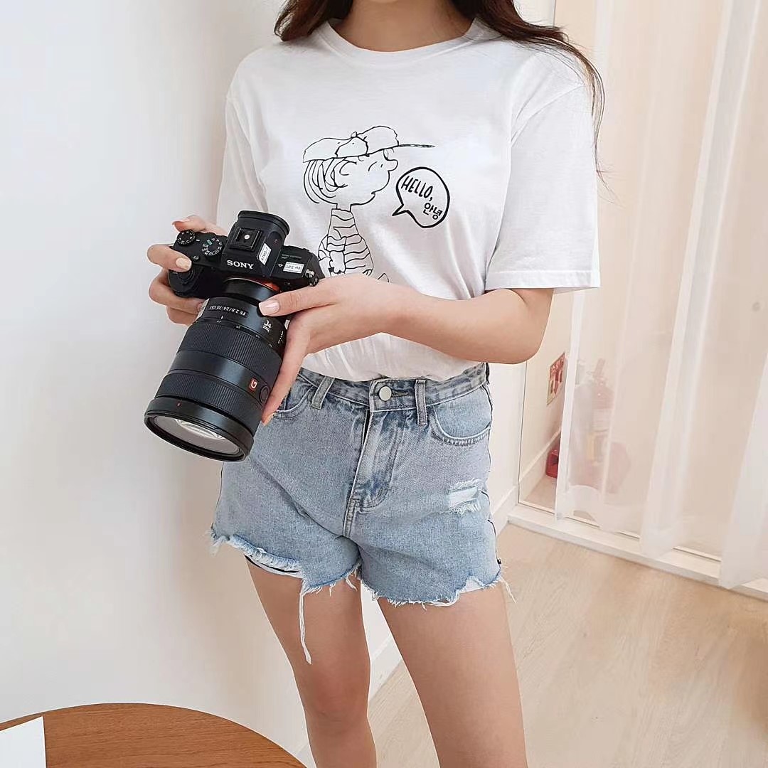 蓝色