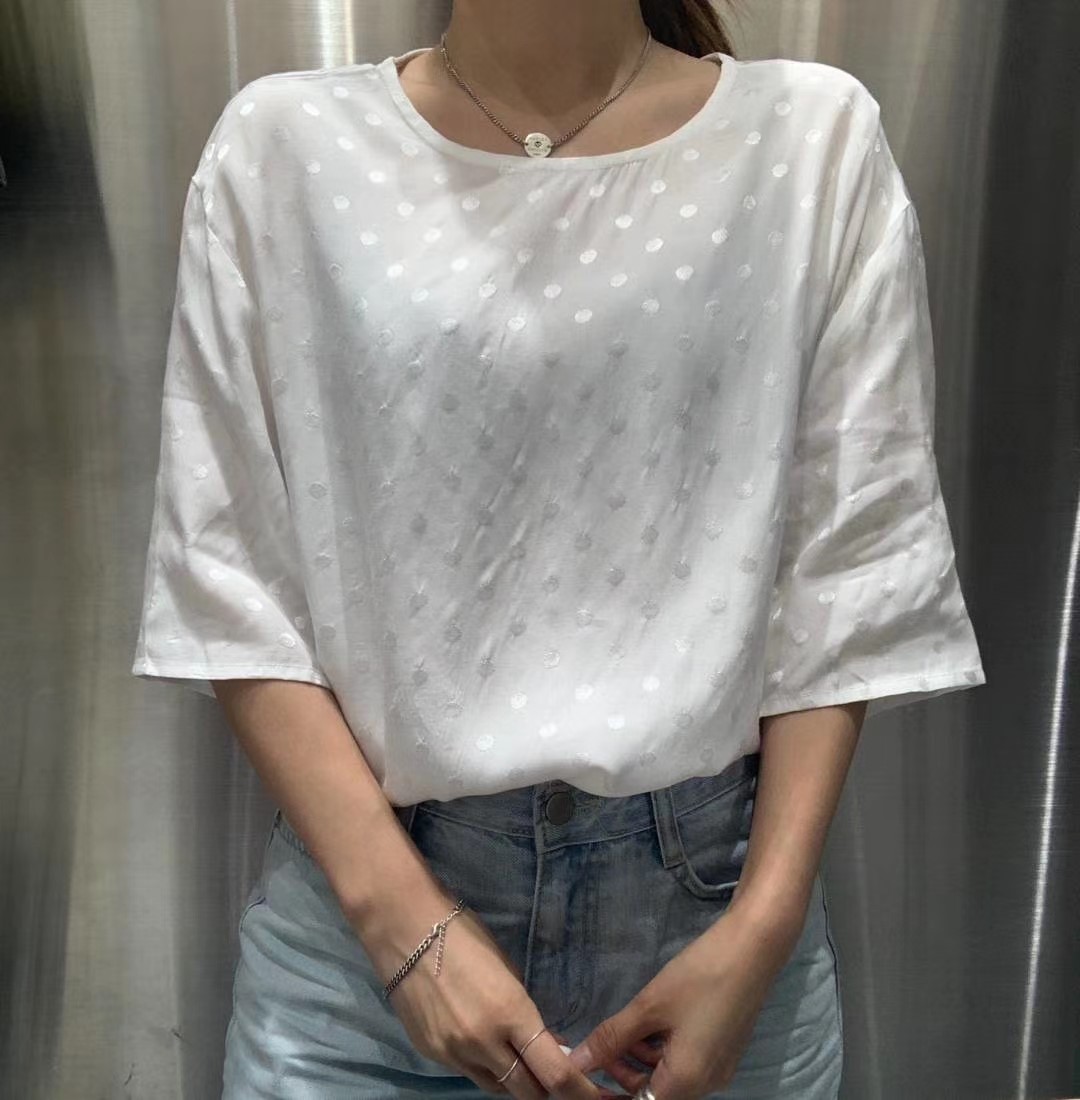 米色