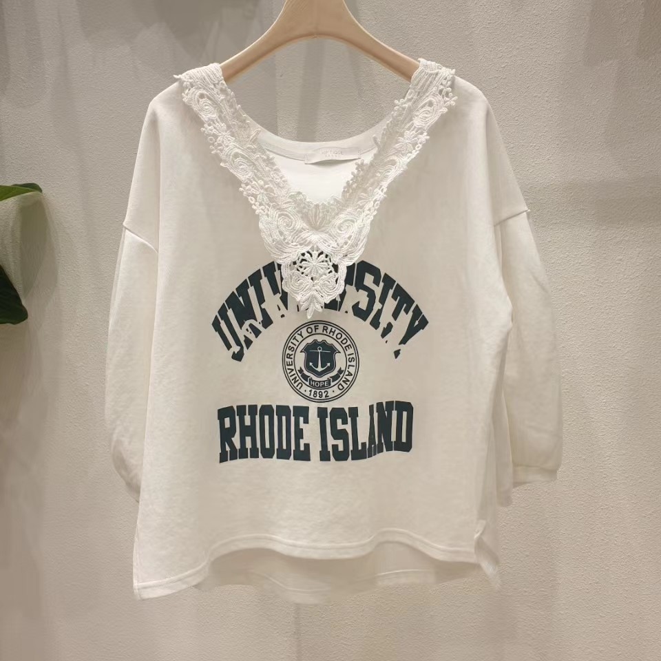 红色